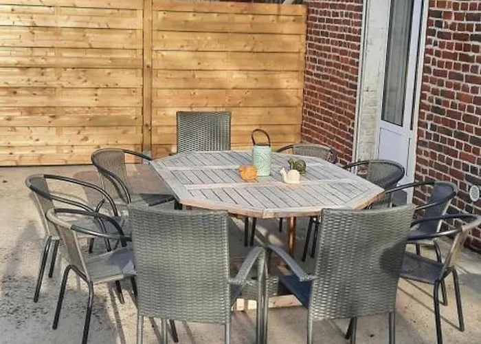 Spacieuse Avec Jardin, Terrasse, Et Equipements Complets A Baives, Proche Belgique Et Val Joly - Fr-1-510-218 *